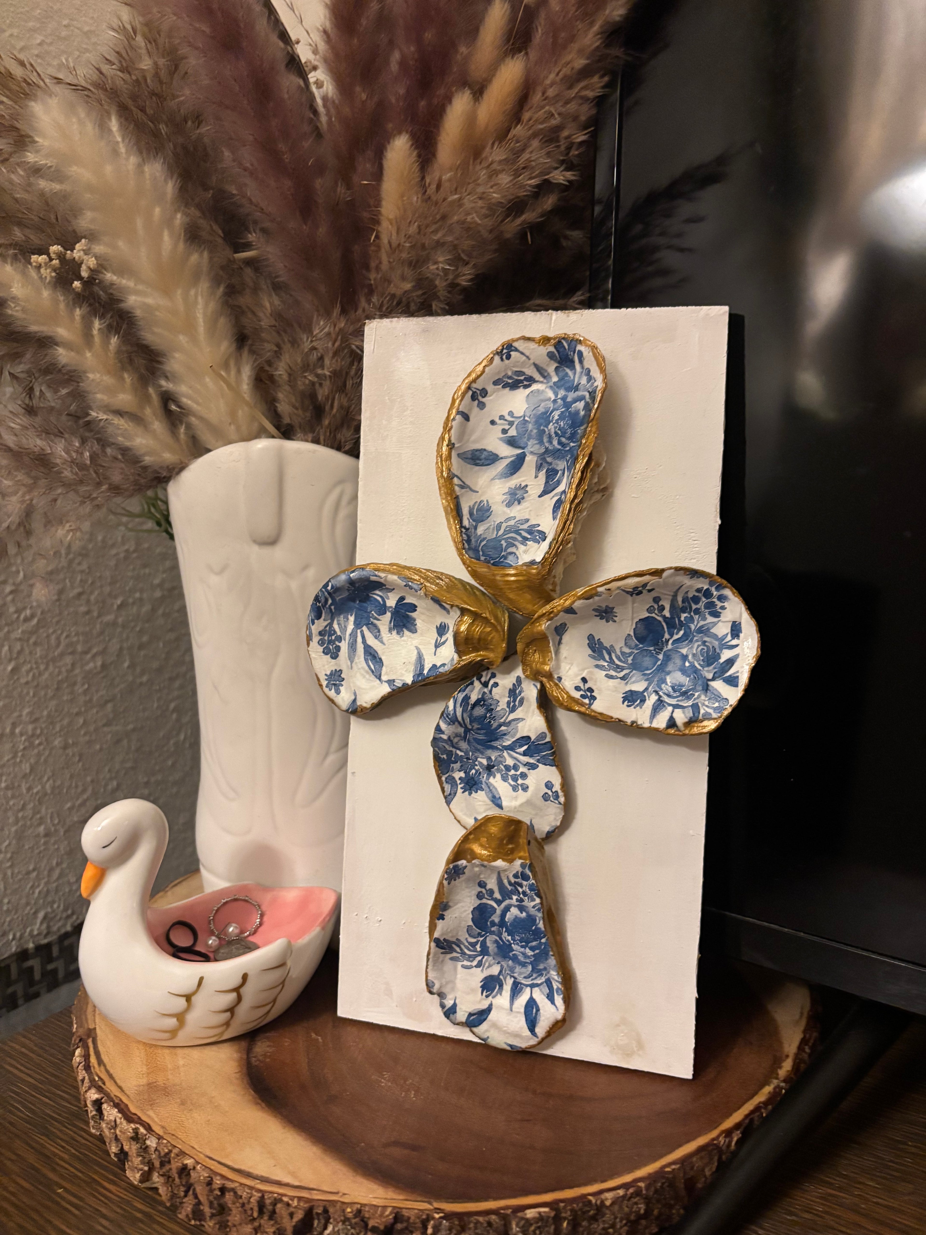 Handcrafted Oyster Shell Cross Wall Art – Blue Floral & Gold Accent Coastal Decor